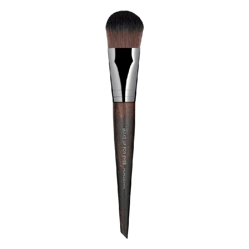 BRUSH FOUNDATION MEDIUM - 106